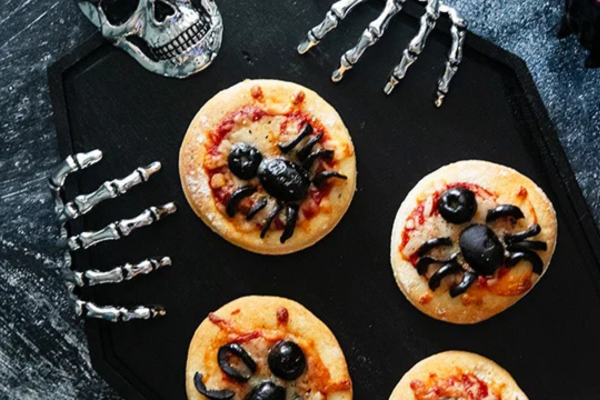 Creepy Spider Pizza